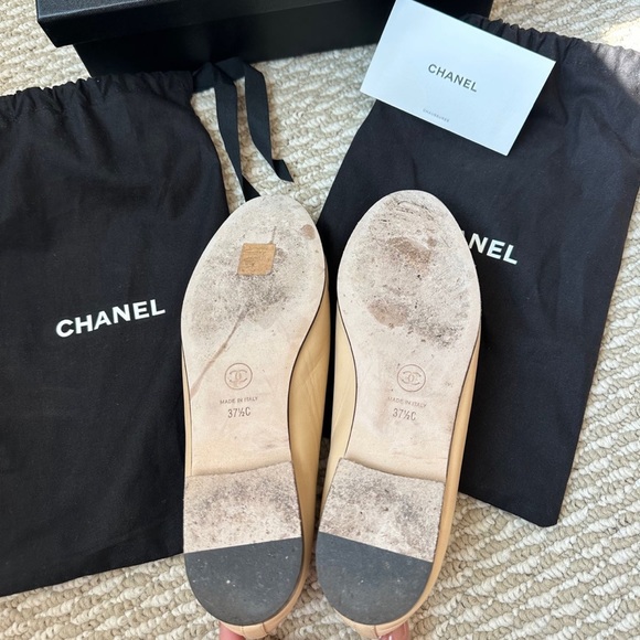 Chanel nude/black cap toe ballerinas 37.5 C - Picture 5 of 15